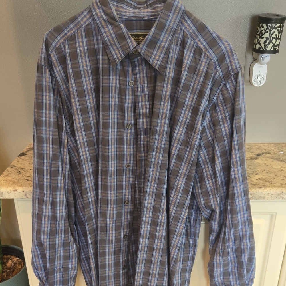 Eddie Bauer Men's Plaid Button-Down Shirt in Brown & Blue Large 100% Cotton